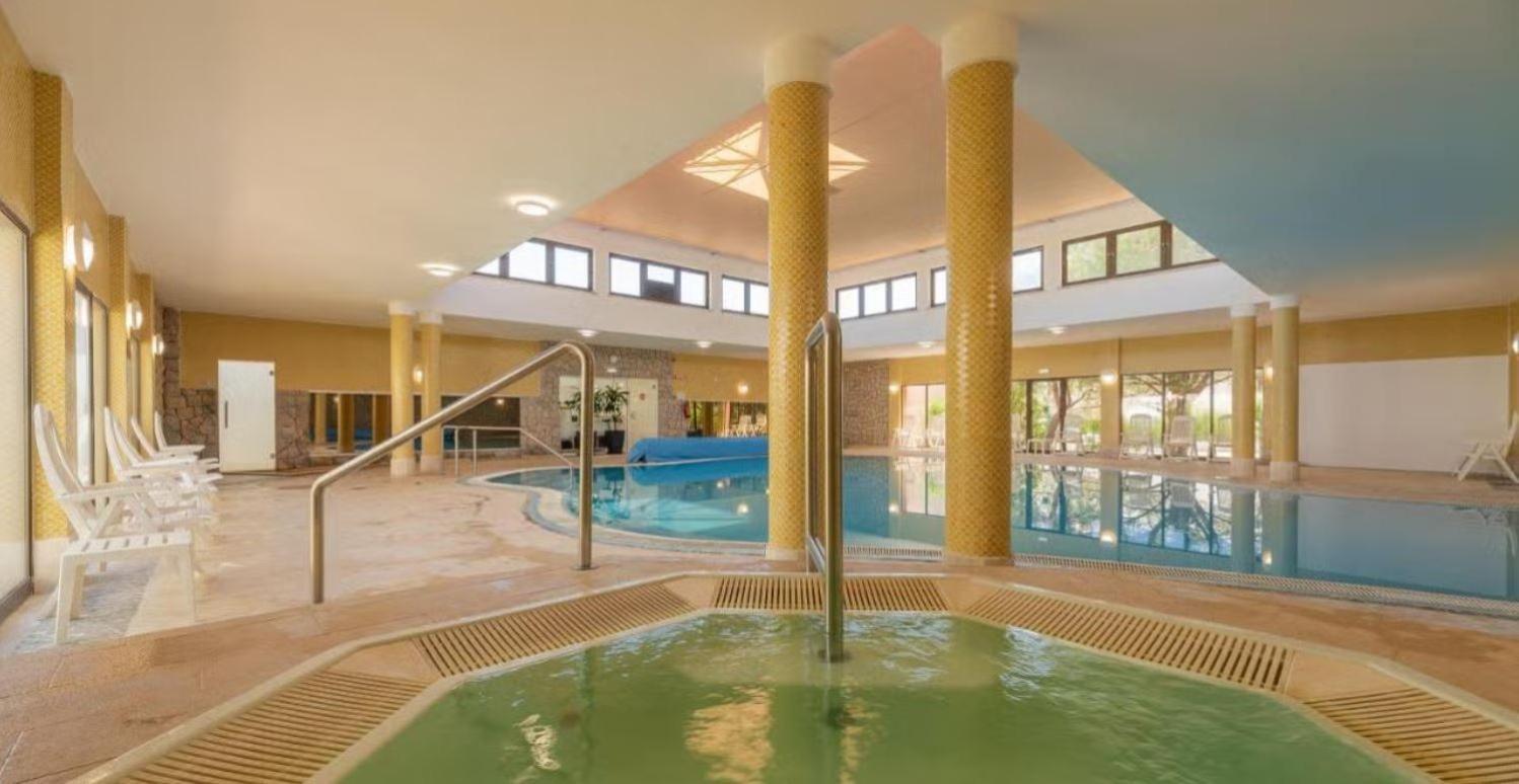 Golden Club Resort - Aparthotel タヴィラ エクステリア 写真